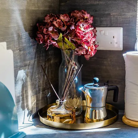 Characterful Ground Floor Townhouse Apartment Saint Julian's