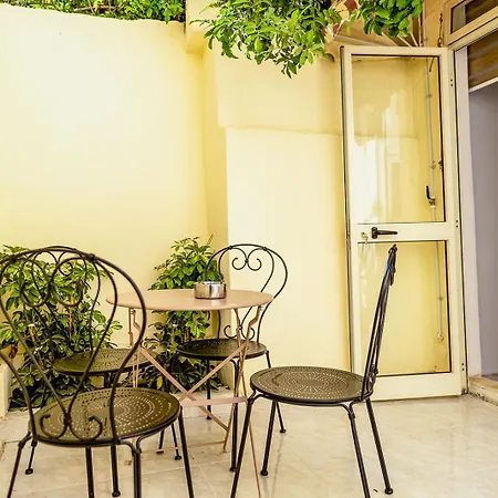 Characterful Ground Floor Townhouse San Ġiljan
