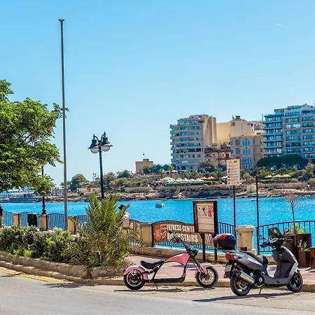 Apartment Characterful Ground Floor Townhouse Saint Julian's