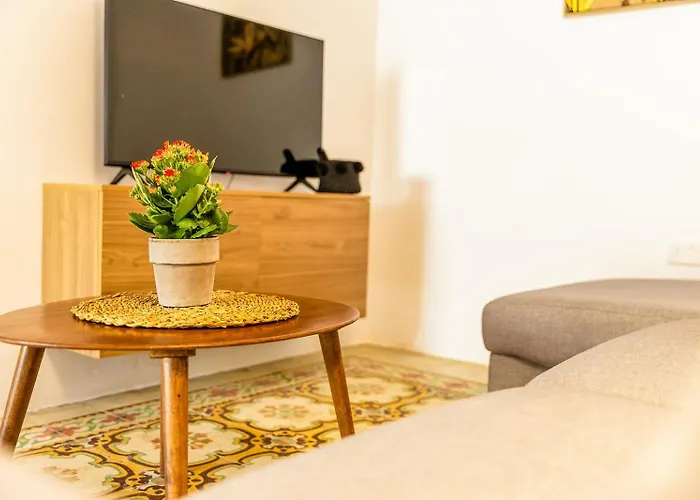 Characterful Ground Floor Townhouse * San Ġiljan