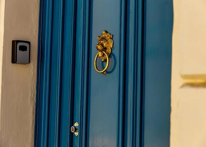 Characterful Ground Floor Townhouse Appartement San Ġiljan