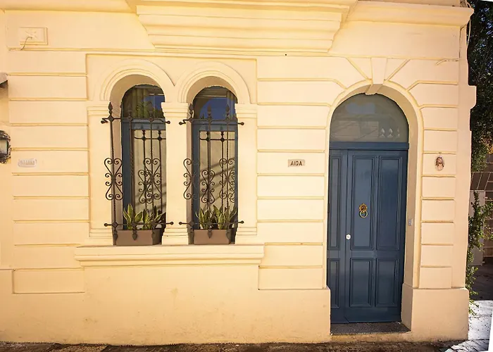 Characterful Ground Floor Townhouse Appartement