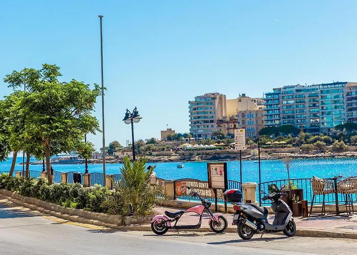 Appartement Characterful Ground Floor Townhouse San Ġiljan