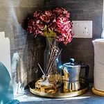Characterful Ground Floor Townhouse Apartment Saint Julian's