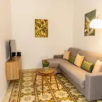 Characterful Ground Floor Townhouse *