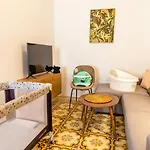 Characterful Ground Floor Townhouse *